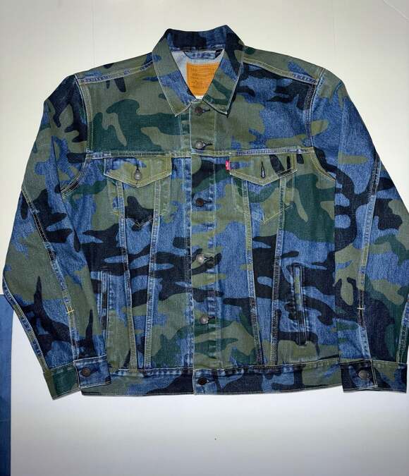 Levi's Other - Levi's Premium Phalarope Camo Trucker Jean Jacket